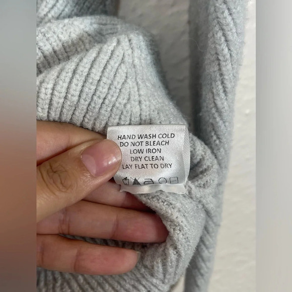 Lovers + Friends Wool Blend Pointelle Tessellate Sweater Dress in Gray Women’s S - Picture 9 of 13